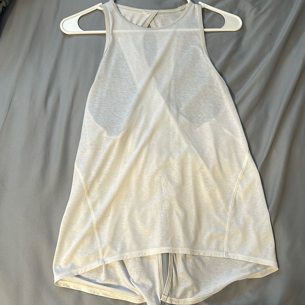 Lululemon tank top
